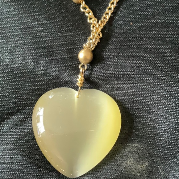 1 Beaded Necklace, 1 Goldtone Double Strand Necklace with Heart Design ♥️🔥❤️🔥 - Picture 4 of 8